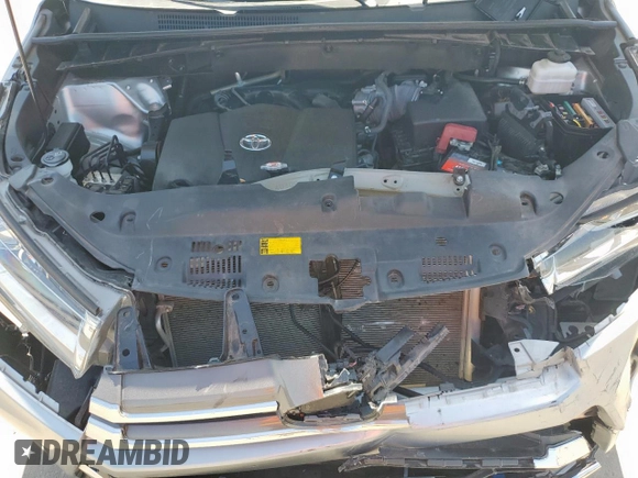 2019 Toyota Highlander Limited с VIN 5TDDZRFH7KS976527, выставлен на аукционе Copart как лот 52590495 с пробегом 31 968 миль миль и Списание • Salvage title. История ставок и продаж доступна на DreamBid. Изображение 12.