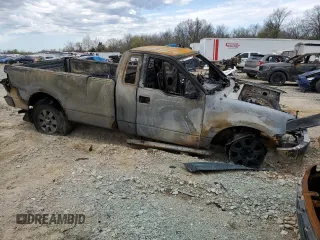 2008 Ford F-150 XL z VIN 1FTRF14W18KD70268, wystawiony jako Copart lot #51815225 z przebiegiem Nie podano mil oraz Nie do naprawy • Non repairable. Historia ofert i sprzedaży dostępna na DreamBid. Obrazek 4.