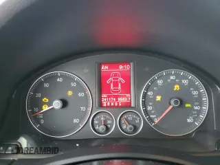2007 Volkswagen Jetta z VIN 3VWDG71K47M101262, wystawiony jako Copart lot #51469695 z przebiegiem 241 174 mil mil oraz Szkoda całkowita • Salvage title. Historia ofert i sprzedaży dostępna na DreamBid. Obrazek 9.