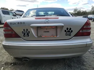 2002 Mercedes-Benz SLK 230 Kompressor z VIN WDBKK49FX2F242519, wystawiony jako Copart lot #74947574 z przebiegiem 38 513 mil mil oraz Czysty tytuł • Clean title. Historia ofert i sprzedaży dostępna na DreamBid. Obrazek 6.