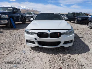 2018 BMW 3 Series 330e iPerformance with VIN WBA8E1C59JA756629, listed as a Copart auction lot 49061185 with 82,420 mi miles and Salvage Title. Bid and sale history available at carsss.com. Image 5.