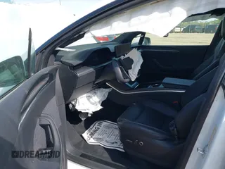 2022 Tesla Model X Plaid z VIN 7SAXCBE6XNF340704, wystawiony jako IAAI lot #41928524 z przebiegiem Nie podano mil oraz . Historia ofert i sprzedaży dostępna na DreamBid. Obrazek 5.