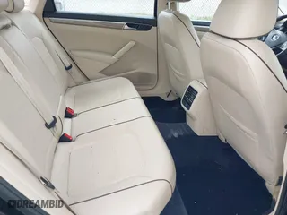 2016 Volkswagen Passat 1.8T SE w/Technology with VIN 1VWBS7A35GC047180, listed as a IAAI auction lot 41650618 with 42,491 mi miles. Bid and sale history available at carsss.com. Image 8.