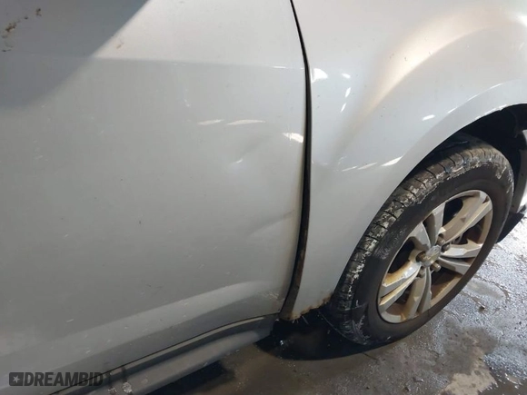 2010 Chevrolet Equinox LT w/1LT with VIN 2CNFLEEW2A6301000, listed as a IAAI auction lot 41378699 with 208,265 mi miles. Bid and sale history available at carsss.com. Image 13.