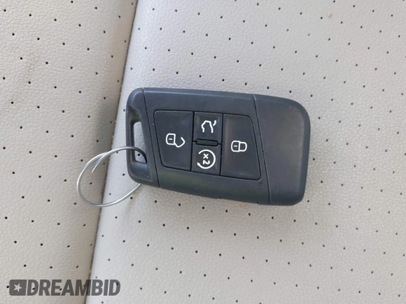 2018 Volkswagen Atlas SE with VIN 1V2DR2CA6JC526557, listed as a IAAI auction lot 41420788 with 135,149 mi miles and . Bid and sale history available at DreamBid. Image 11.