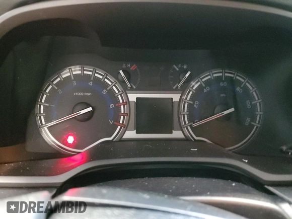 2018 Toyota 4Runner SR5 with VIN JTEBU5JR7J5560461, listed as a Copart auction lot 52667485 with Not Provided miles and Clean Title. Bid and sale history available at DreamBid. Image 9.