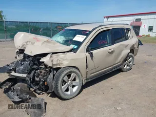 2017 Jeep Compass Sport SE z VIN 1C4NJDBB1HD177962, wystawiony jako IAAI lot #42567966 z przebiegiem 100 418 mil mil oraz . Historia ofert i sprzedaży dostępna na DreamBid. Obrazek 17.