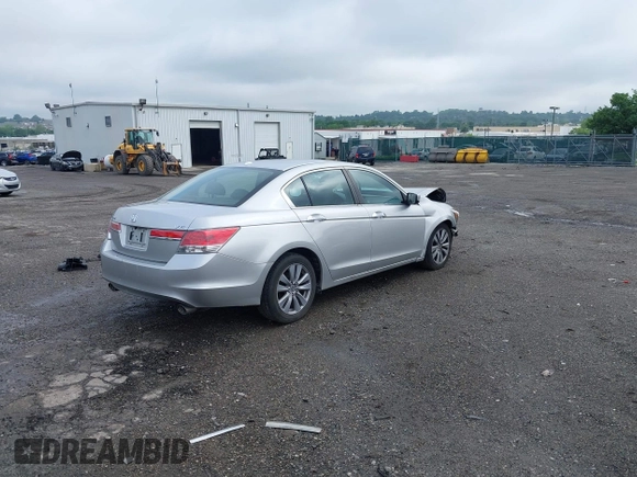 2011 Honda Accord EX-L с VIN 1HGCP3F83BA014108, выставлен на аукционе IAAI как лот 42527925 с пробегом 90 049 миль миль и . История ставок и продаж доступна на DreamBid. Изображение 4.