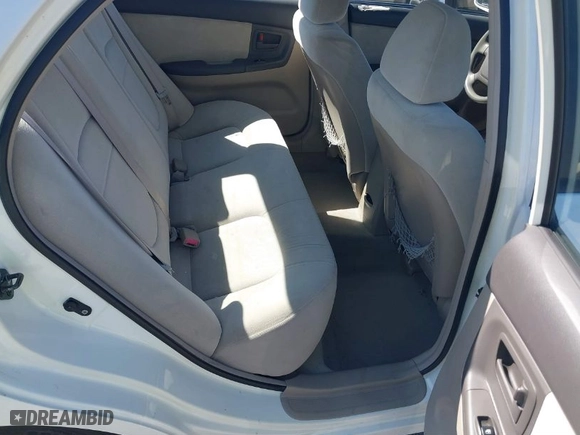 2004 Kia Spectra LX with VIN KNAFE121645055839, listed as a IAAI auction lot 41784614 with 118,874 mi miles. Bid and sale history available at carsss.com. Image 8.
