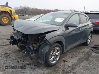 2022 Hyundai Kona SEL with VIN KM8K3CAB1NU862415, listed as a IAAI auction lot 41164542 with 100,301 mi miles. Bid and sale history available at carsss.com. Image 17.