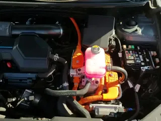 2023 Hyundai Tucson SEL Convenience with VIN KM8JFCA1XPU102240, listed as a Copart auction lot 84435425 with 92,802 mi miles and Clean title. Bid and sale history available at DreamBid. Image 13.