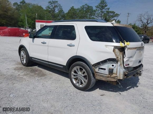 2018 Ford Explorer Limited with VIN 1FM5K7F83JGB57595, listed as a IAAI auction lot 41803844 with 134,496 mi miles. Bid and sale history available at carsss.com. Image 3.