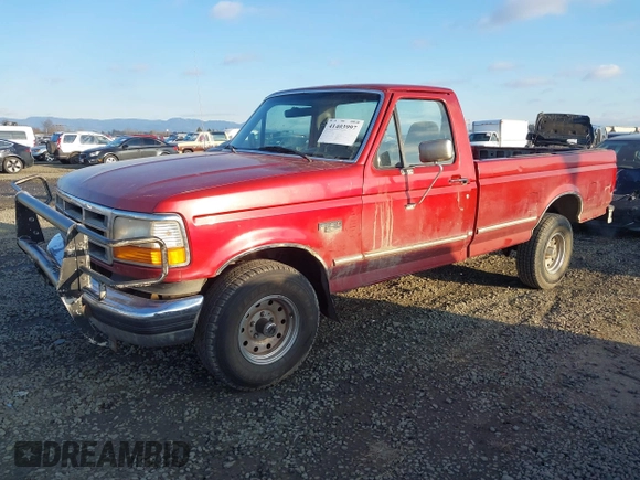 1996 Ford F-150 with VIN 1FTEF14H7TLB56002, listed as a IAAI auction lot 41403997 with 216,886 mi miles. Bid and sale history available at carsss.com. Image 17.