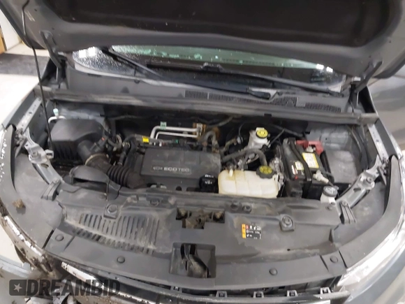 2019 Chevrolet Trax LT with VIN KL7CJPSB8KB937572, listed as a IAAI auction lot 42032722 with 103,132 mi miles. Bid and sale history available at carsss.com. Image 10.