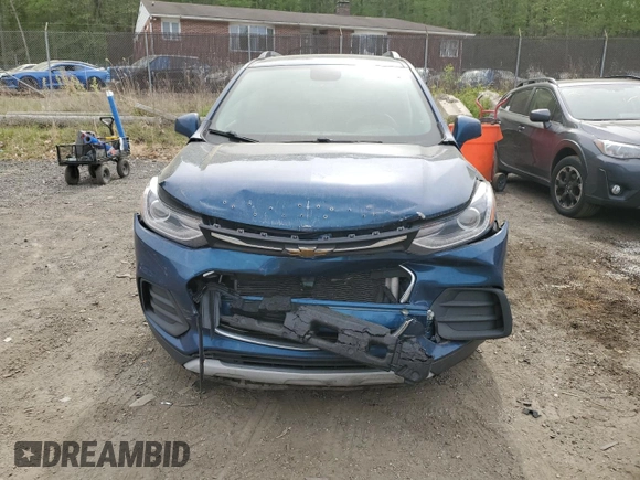 2020 Chevrolet Trax LT with VIN 3GNCJLSB4LL317899, listed as a Copart auction lot 53877975 with 136,935 mi miles and Salvage title. Bid and sale history available at DreamBid. Image 5.