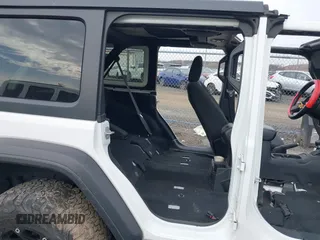 2021 Jeep Wrangler Unlimited Sport S with VIN 1C4HJXDN0MW612698, listed as a IAAI auction lot 41649323 with 22,539 mi miles and . Bid and sale history available at DreamBid. Image 8.