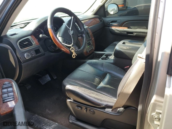 2007 Chevrolet Silverado 1500 LTZ with VIN 2GCEC13JX71510121, listed as a Copart auction lot 73426124 with 176,499 mi miles and Salvage Title. Bid and sale history available at carsss.com. Image 7.