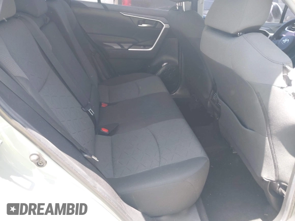 2020 Toyota RAV4 XLE with VIN 2T3W1RFV0LW069849, listed as a IAAI auction lot 42138074 with 112,062 mi miles and . Bid and sale history available at DreamBid. Image 8.