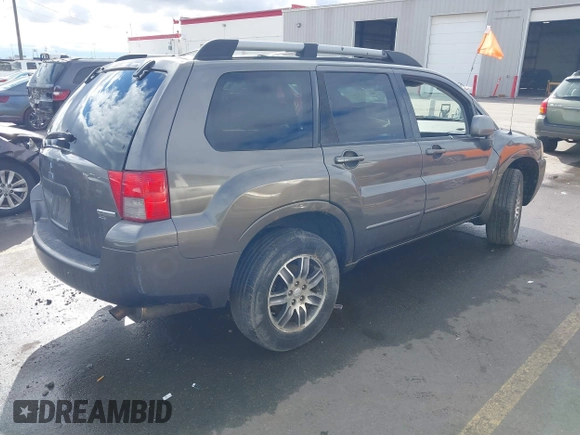 2005 Mitsubishi Endeavor Limited z VIN 4A4MN41SX5E013464, wystawiony jako IAAI lot #41583697 z przebiegiem 161 349 mil mil oraz . Historia ofert i sprzedaży dostępna na DreamBid. Obrazek 4.