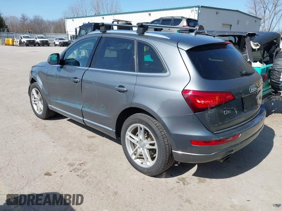 2016 Audi Q5 Premium Plus with VIN WA1L2AFP0GA008793, listed as a IAAI auction lot 41779636 with 157,442 mi miles. Bid and sale history available at carsss.com. Image 3.