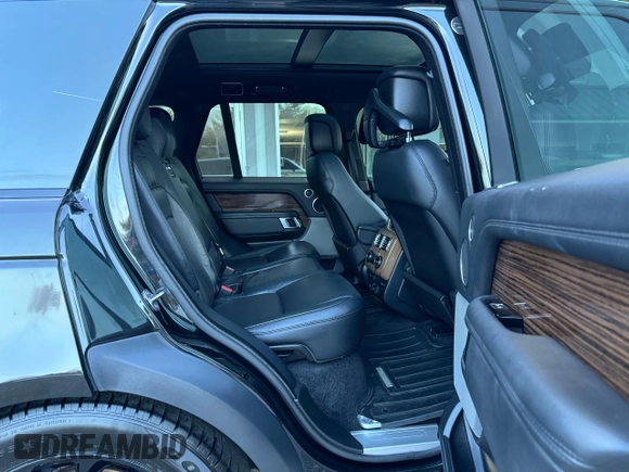 2018 Land Rover Range Rover with VIN SALGR2RVXJA384341, listed as a Copart auction lot 81403554 with 99,038 mi miles and Clean title. Bid and sale history available at DreamBid. Image 6.