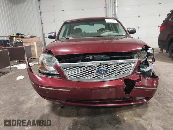2005 Ford Five Hundred Limited with VIN 1FAFP28195G107776, listed as a IAAI auction lot 41950026 with 114,838 mi miles. Bid and sale history available at carsss.com. Image 6.