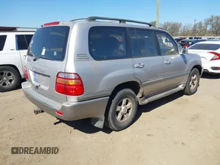 2000 Toyota Land Cruiser with VIN JT3HT05J7Y0080845, listed as a IAAI auction lot 41775966 with 187,436 mi miles. Bid and sale history available at carsss.com. Image 4.