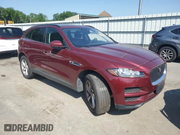 2017 Jaguar F-Pace 35t Premium with VIN SADCJ2BV2HA882572, listed as a Copart auction lot 62032955 with 84,599 mi miles and Clean title. Bid and sale history available at DreamBid. Image 4.