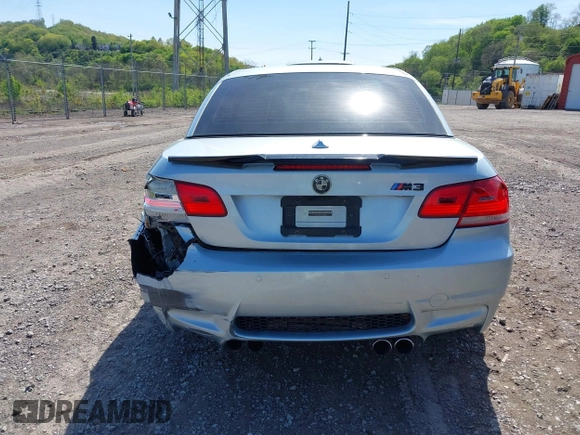 2008 BMW 3 Series M3 with VIN WBSWL93518P330402, listed as a IAAI auction lot 42165825 with 53,531 mi miles and . Bid and sale history available at carsss.com. Image 17.