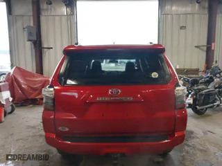 2019 Toyota 4Runner SR5 with VIN JTEBU5JR8K5705475, listed as a IAAI auction lot 41699077 with 110,216 mi miles. Bid and sale history available at carsss.com. Image 17.
