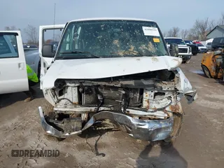 2014 Ford Econoline Passenger XL with VIN 1FBNE3BL8EDA40671, listed as a IAAI auction lot 42000919 with 399,196 mi miles and . Bid and sale history available at DreamBid. Image 10.