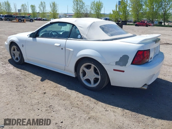 1999 Ford Mustang GT z VIN 1FAFP45X1XF215757, wystawiony jako IAAI lot #42311086 z przebiegiem 138 832 mil mil oraz . Historia ofert i sprzedaży dostępna na DreamBid. Obrazek 3.