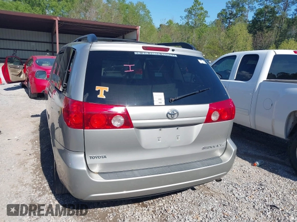 2010 Toyota Sienna XLE with VIN 5TDYK4CC9AS319809, listed as a IAAI auction lot 41885905 with 252,010 mi miles and . Bid and sale history available at DreamBid. Image 16.