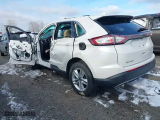 2015 Ford Edge SEL with VIN 2FMTK4J82FBC21587, listed as a IAAI auction lot 41592046 with 107,573 mi miles. Bid and sale history available at carsss.com. Image 3.