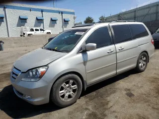 2006 Honda Odyssey TOURING with VIN 5FNRL38816B115422, listed as a Copart auction lot 51905665 with 220,574 mi miles and Clean Title. Bid and sale history available at carsss.com. Image 1.