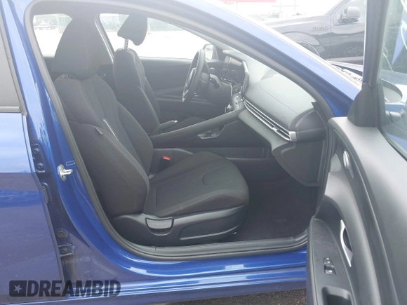 2024 Hyundai Elantra SEL with VIN KMHLM4DG9RU657512, listed as a IAAI auction lot 42041490 with 38,578 mi miles and . Bid and sale history available at DreamBid. Image 5.