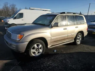 2003 Toyota Land Cruiser with VIN JTEHT05J232044808, listed as a Copart auction lot 43762665 with 306,191 mi miles and Clean Title. Bid and sale history available at carsss.com. Image 1.