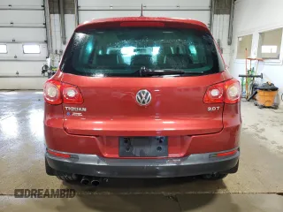 2010 Volkswagen Tiguan S with VIN WVGAV7AX8AW003815, listed as a Copart auction lot 56180605 with 149,047 mi miles and Clean title. Bid and sale history available at DreamBid. Image 6.