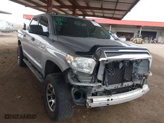 2016 Toyota Tundra 4WD Truck SR5 with VIN 5TFDW5F11GX566571, listed as a IAAI auction lot 41789354 with 122,493 mi miles. Bid and sale history available at carsss.com. Image 13.