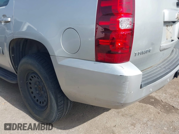 2011 Chevrolet Tahoe LS with VIN 1GNSCAE0XBR111949, listed as a IAAI auction lot 42630787 with 220,857 mi miles and . Bid and sale history available at DreamBid. Image 18.