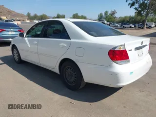 2006 Toyota Camry STD с VIN 4T1BE30K16U695700, выставлен на аукционе IAAI как лот 42477112 с пробегом 214 443 миль миль и . История ставок и продаж доступна на DreamBid. Изображение 3.