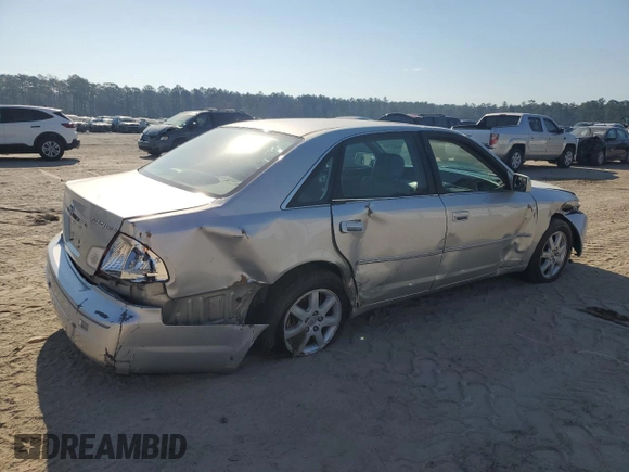 2000 Toyota Avalon XL z VIN 4T1BF28B9YU027996, wystawiony jako Copart lot #46452215 z przebiegiem 286 758 mil mil oraz Szkoda całkowita • Salvage title. Historia ofert i sprzedaży dostępna na DreamBid. Obrazek 3.