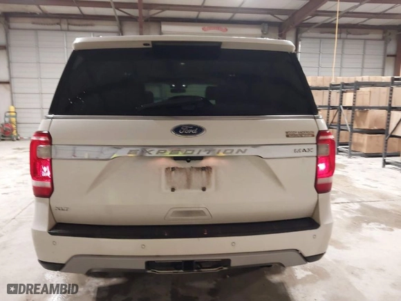 2018 Ford Expedition Max XLT with VIN 1FMJK1HT7JEA46234, listed as a IAAI auction lot 41572351 with NaN miles. Bid and sale history available at carsss.com. Image 16.