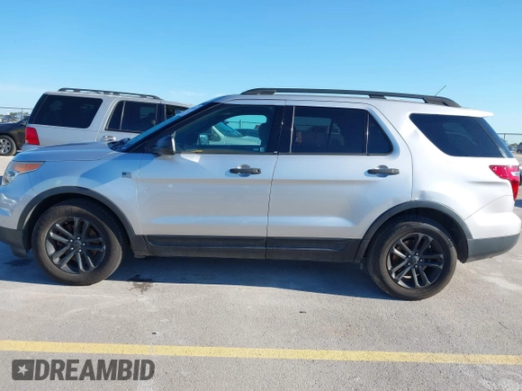 2015 Ford Explorer with VIN 1FM5K7B85FGC23982, listed as a IAAI auction lot 42154220 with 211,883 mi miles and . Bid and sale history available at DreamBid. Image 14.