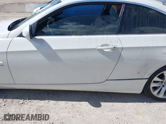 2013 BMW 3 Series 328i xDrive with VIN WBAKF3C52DJ385588, listed as a IAAI auction lot 41892255 with 150,061 mi miles. Bid and sale history available at carsss.com. Image 14.