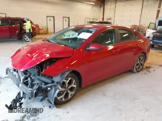 2021 Kia Forte LXS z VIN 3KPF24AD6ME326248, wystawiony jako IAAI lot #41760681 z przebiegiem 83 716 mil mil oraz . Historia ofert i sprzedaży dostępna na DreamBid. Obrazek 17.