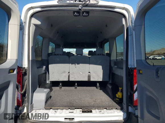 2019 Ford Transit Passenger XL with VIN 1FMZK1CM0KKA25845, listed as a Copart auction lot 50238775 with 49,092 mi miles and Clean title. Bid and sale history available at DreamBid. Image 10.