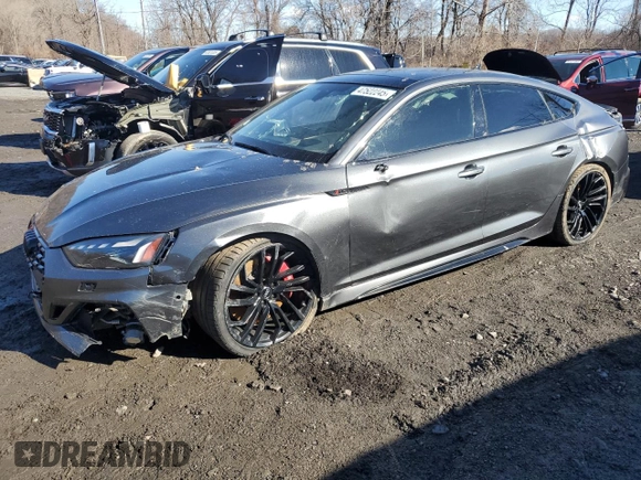2021 Audi RS 5 Sportback z VIN WUAAWCF53MA900661, wystawiony jako Copart lot #47522245 z przebiegiem 35 564 mil mil oraz Szkoda całkowita • Salvage title. Historia ofert i sprzedaży dostępna na DreamBid. Obrazek 1.