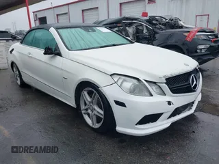 2012 Mercedes-Benz E 350 with VIN WDDKK5KF3CF164187, listed as a IAAI auction lot 41481949 with 111,693 mi miles and . Bid and sale history available at DreamBid. Image 1.