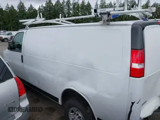 2020 Chevrolet Express Cargo z VIN 1GCWGAFGXL1276698, wystawiony jako IAAI lot #42406833 z przebiegiem 63 143 mil mil oraz . Historia ofert i sprzedaży dostępna na DreamBid. Obrazek 15.